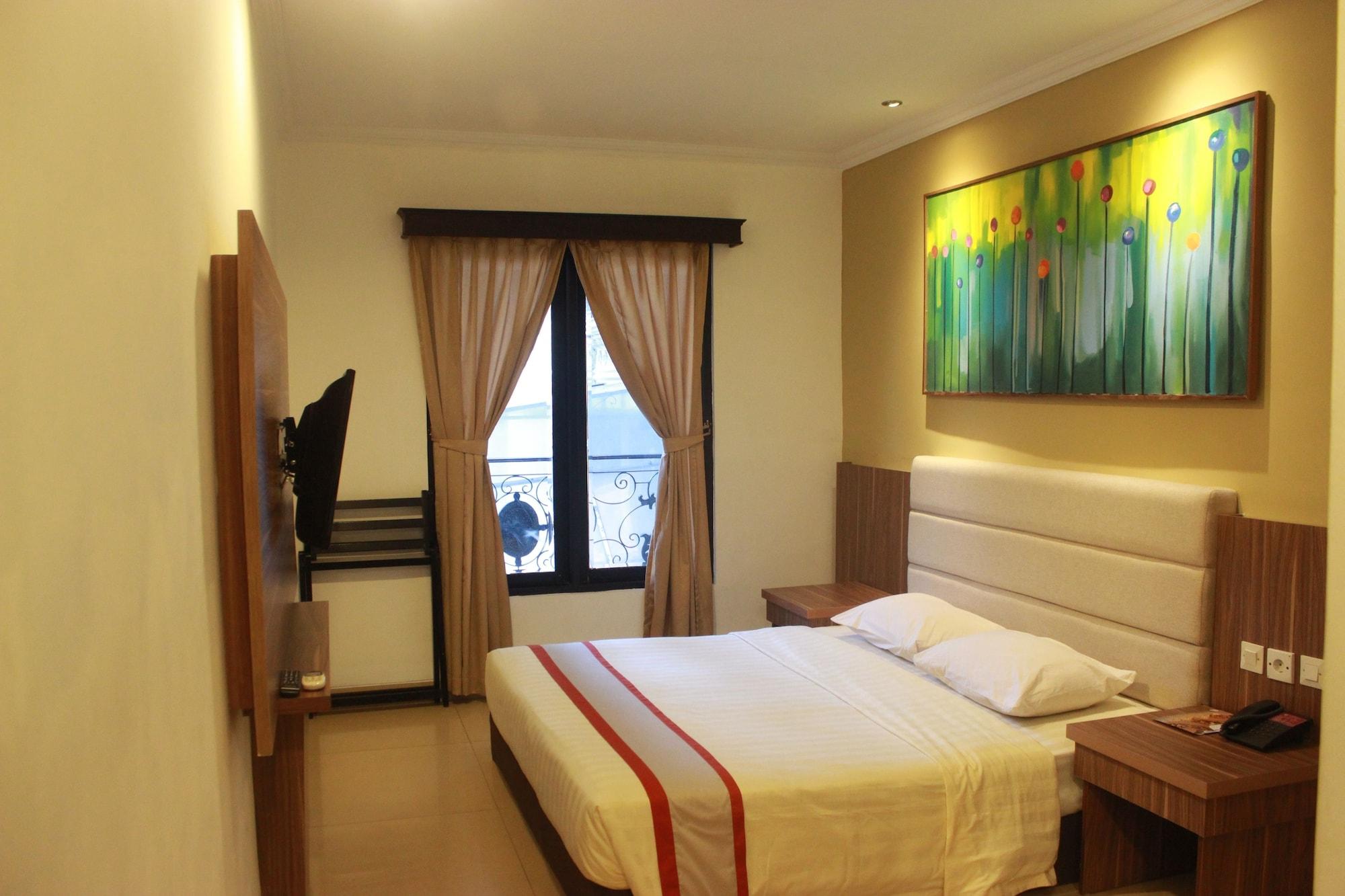 The Grand Palace Hotel Yogyakarta Exterior photo