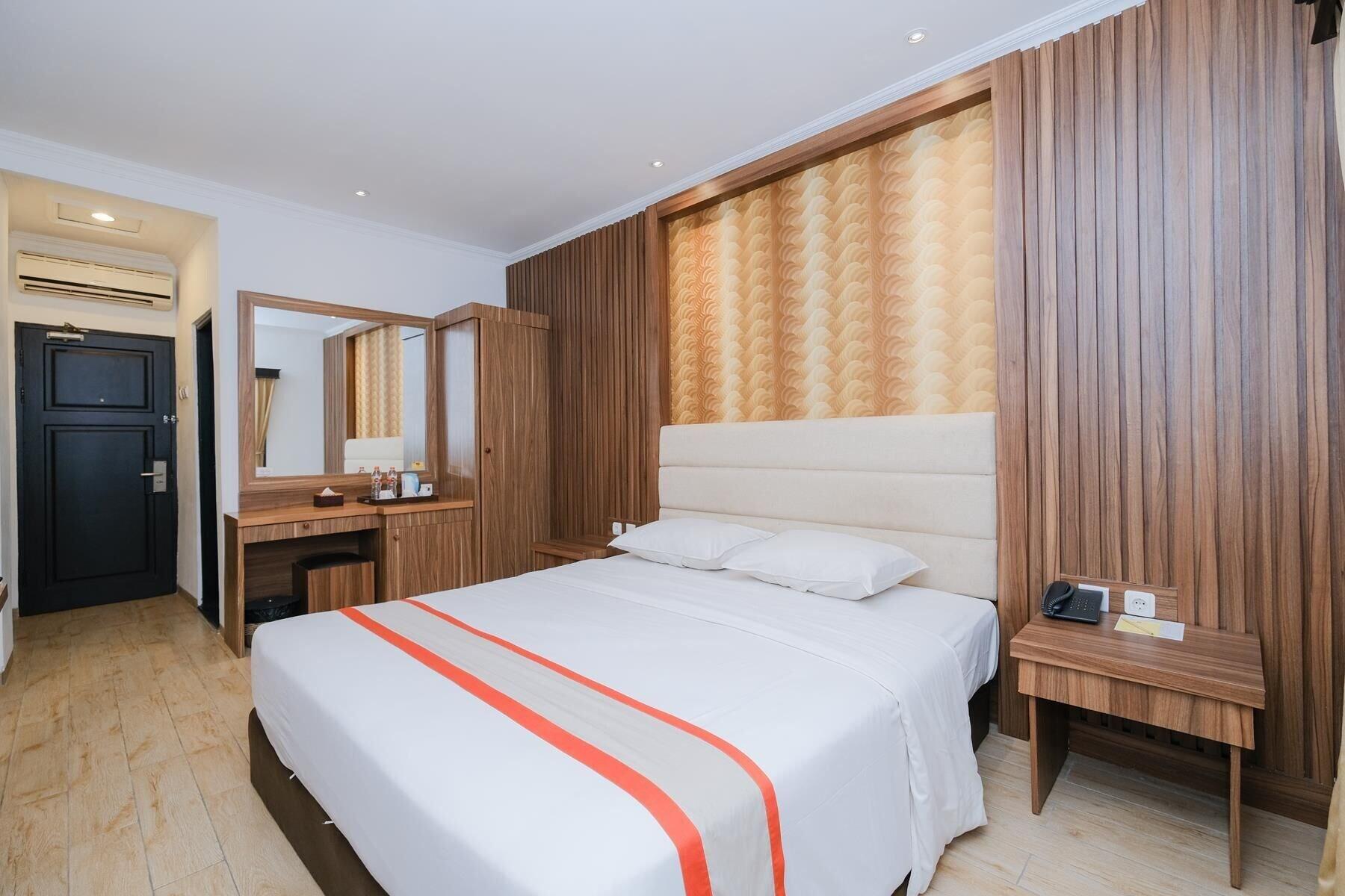 The Grand Palace Hotel Yogyakarta Exterior photo